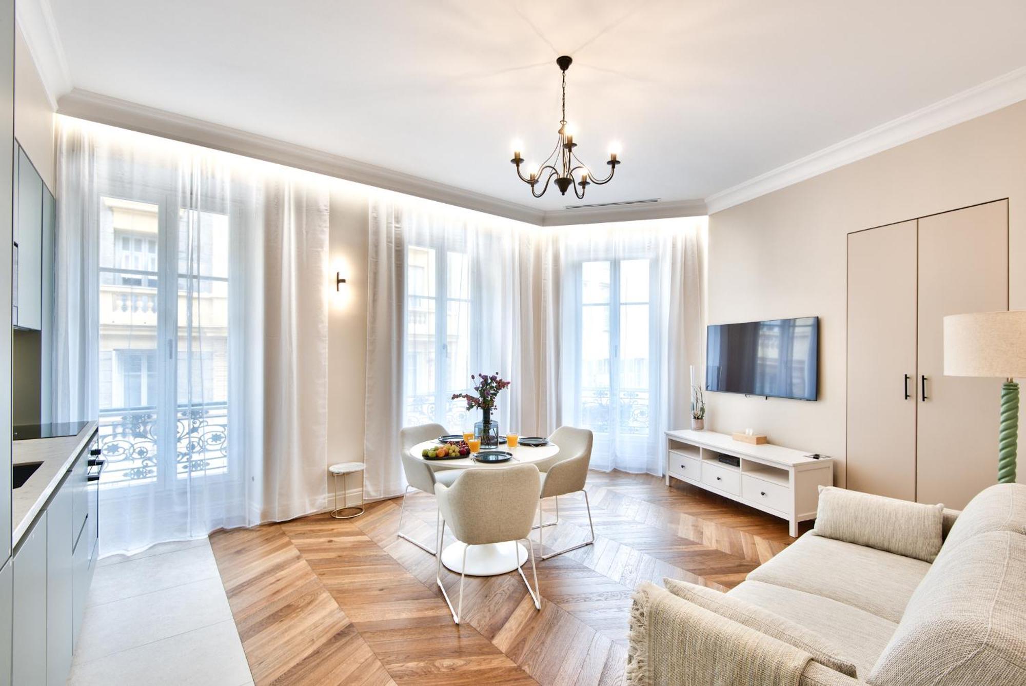 9 Alberti Centre Nizza