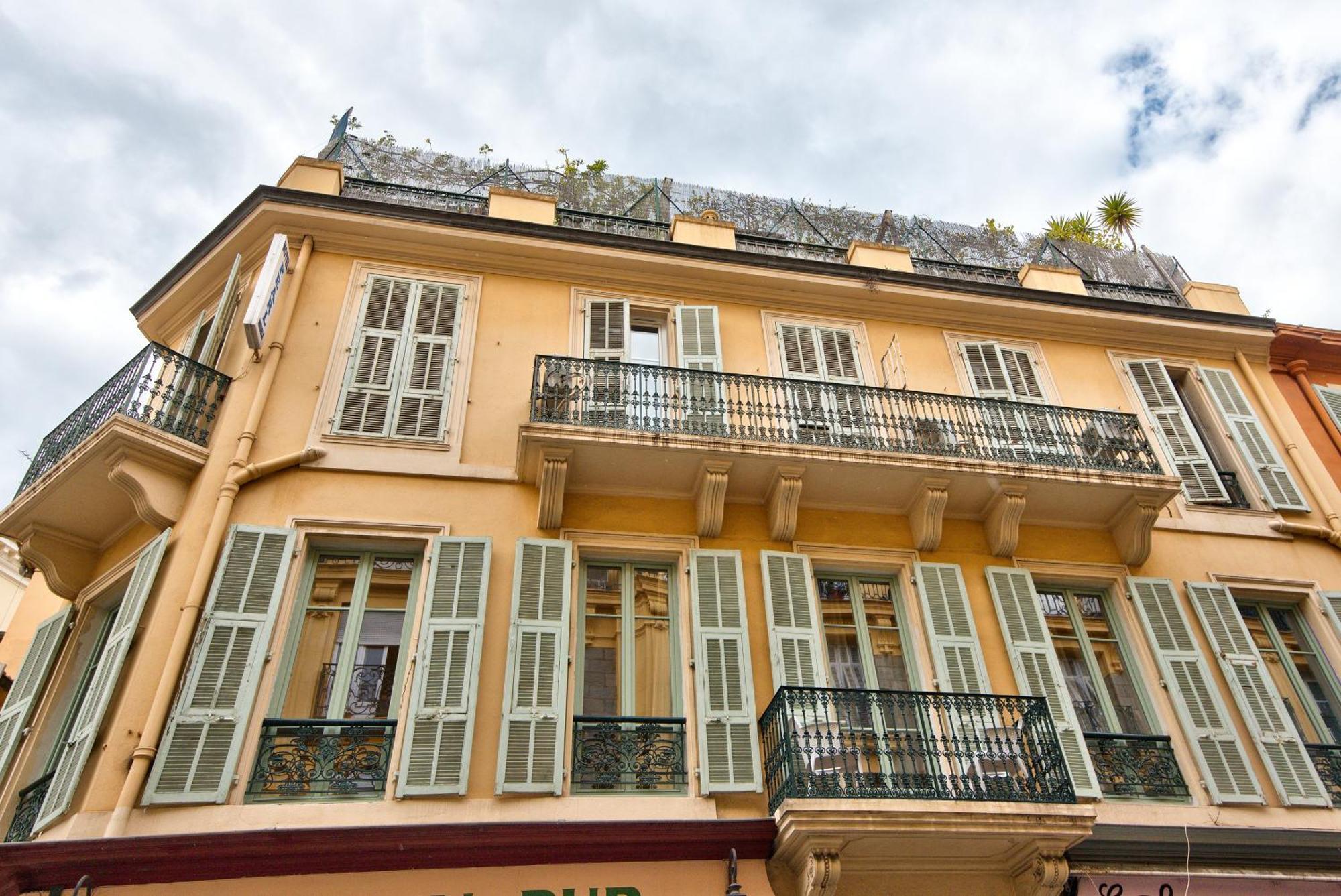 9 Alberti Centre Nizza