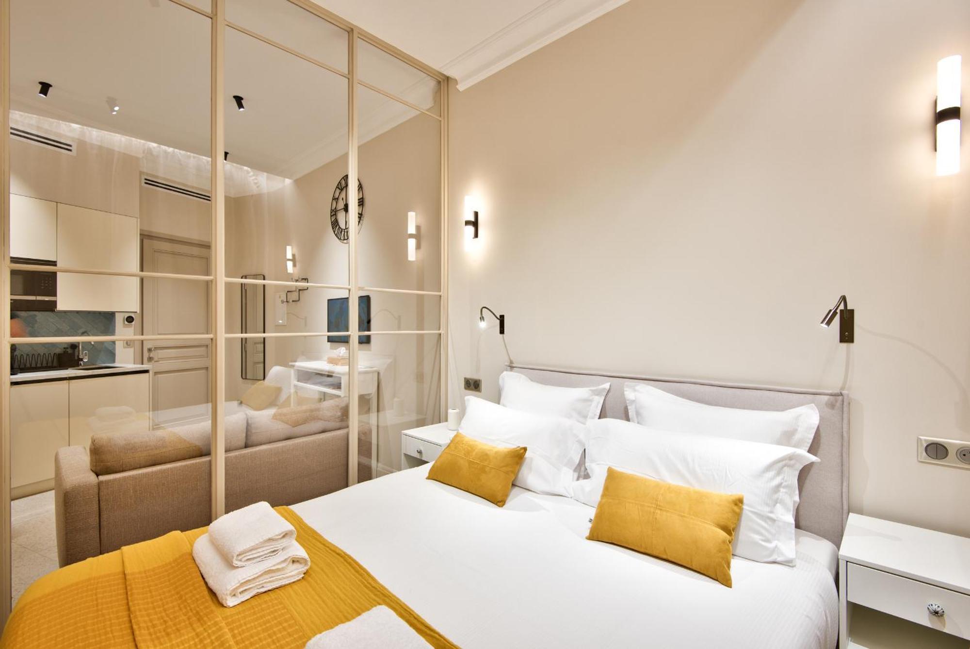 9 Alberti Centre * Nizza
